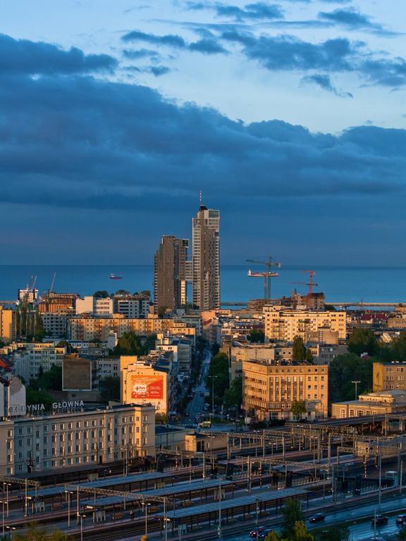 Apartamenty Sea Towers Gdynia Exterior photo